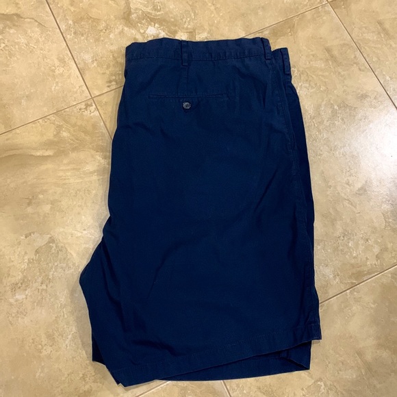 🩳 Navy Cremieux Shorts 🩳 - Picture 2 of 6